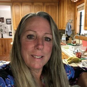 Meet your Posher, Laurey